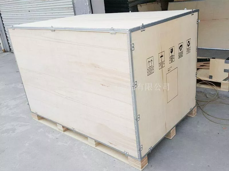 钢边箱
